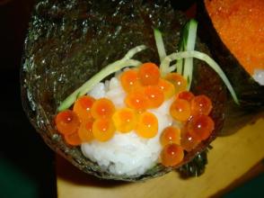 鲑鱼卵的营养价值 鲑鱼卵能起到防皱纹的功效