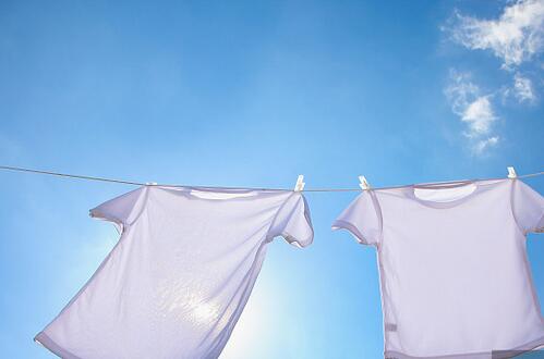 白衣服发黄咋办 六个小方法来帮你
