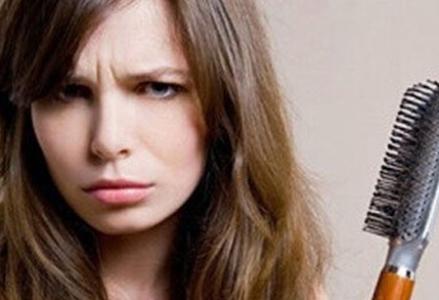 找出掉头发的原因才能有效的治疗 掉头发怎么治疗