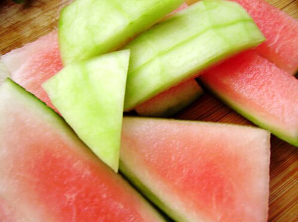 西瓜皮的妙用 西瓜皮的做法有哪些