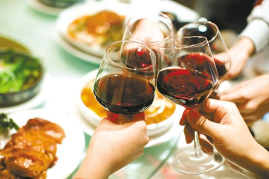 喝多了怎么解酒 喝酒的危害有哪些