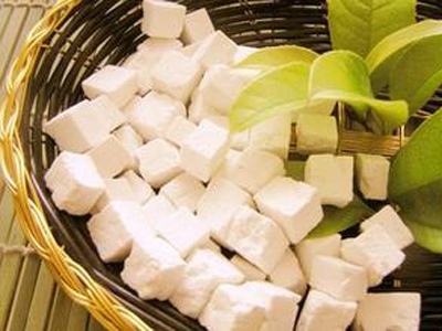 土茯苓和茯苓是一样的吗？区别有哪些