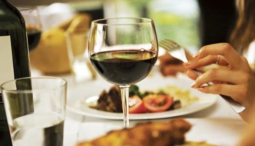 红葡萄酒的功效