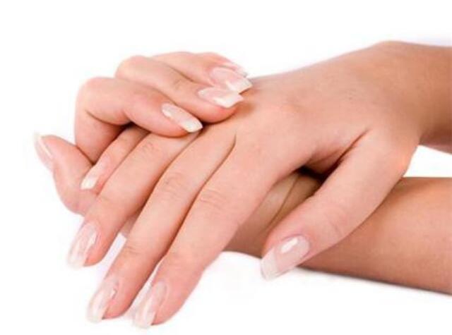 灰指甲治疗方法有哪些 灰指甲的危害是什么