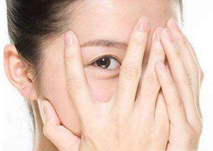 面部毛孔大怎么办