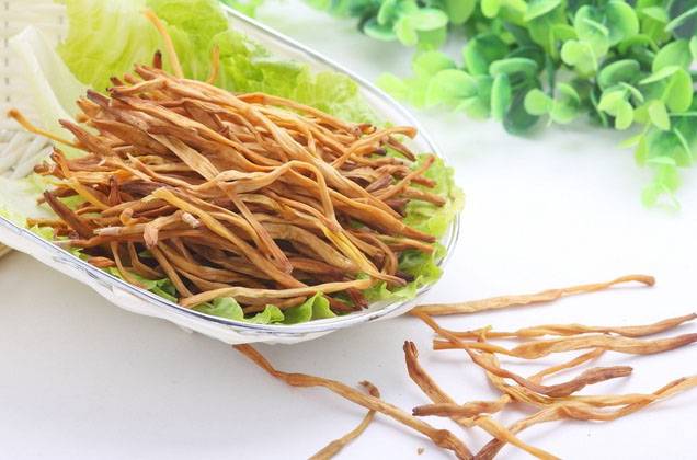 黄花菜的功效与作用 怎么做菜比较好吃