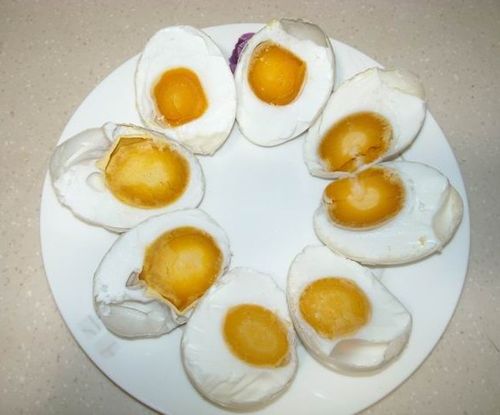 腌咸鸭蛋的方法，怎么做出好吃的咸鸭蛋