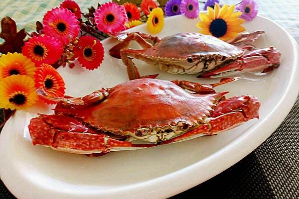 螃蟹美味，但是很多人都不知道螃蟹怎么清洗