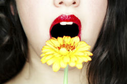 口腔癌的早期症状 主要表现在这四种