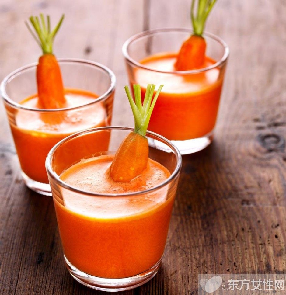 胡萝卜汁的功效 胡萝卜汁什么时候喝最好
