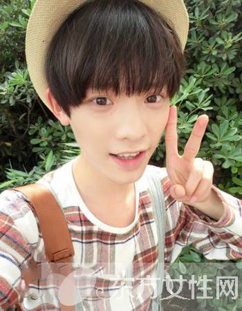 7款适合高中生男生发型推荐 时尚阳光显气质感