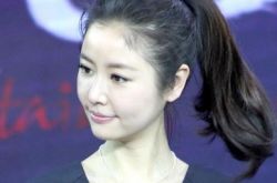 瘦脸发型扎法 圆脸女生怎么扎头发好看