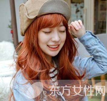 椭圆形脸适合什么发型 气质长发就是要这么美