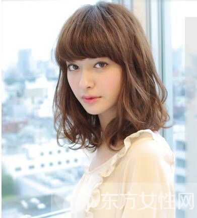 方脸适合什么发型 这5款轻松让方脸变白小脸