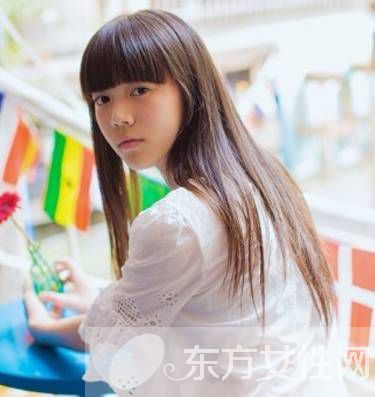 6款圆脸直发发型图片 为你塑造完美锥子脸