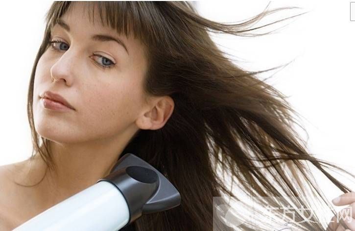 日常如何保养头发 这些方式很损头发哦