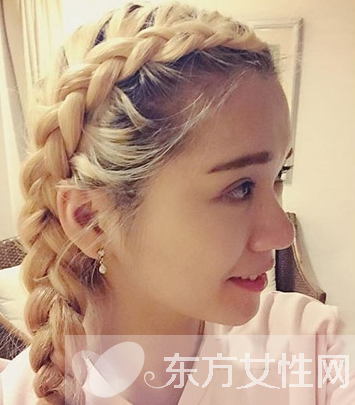 四款简单易学甜美编发 让你美美的去约会