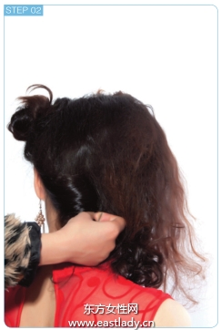 波浪刘海营造复古味道