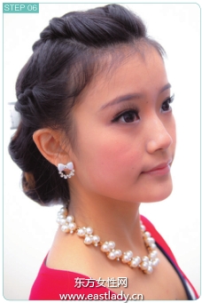 韩式编发发型展现东方女性典雅含蓄和优美