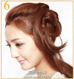 日系发型之梦幻侧盘大团发造型