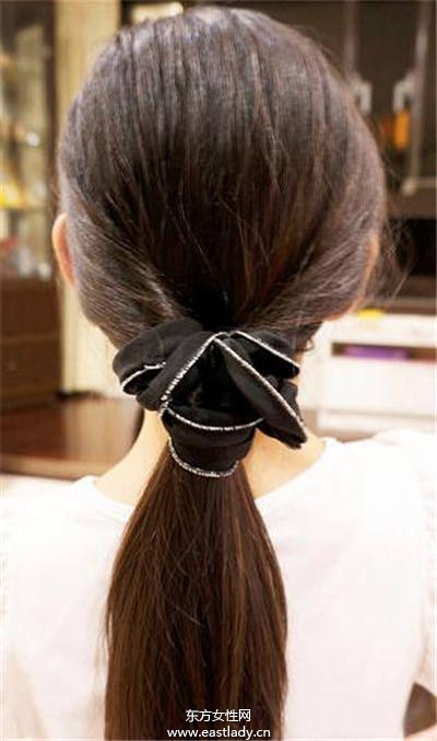 快速绑发 10种超自然清新马尾编发教程图解