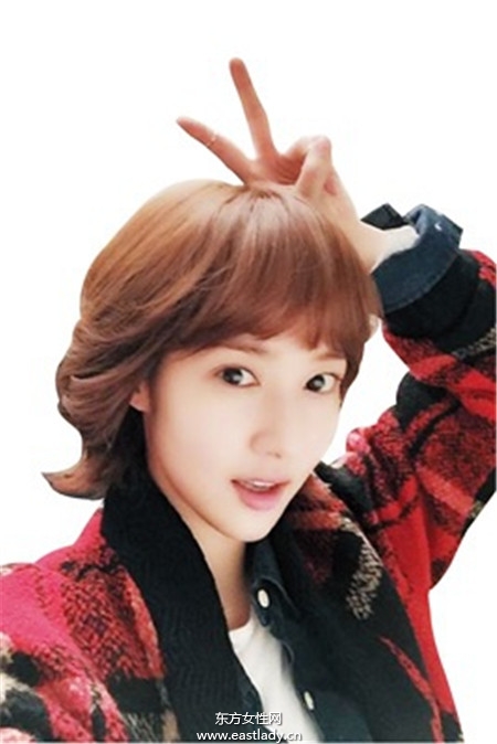 长发掰掰 女星都夯短发