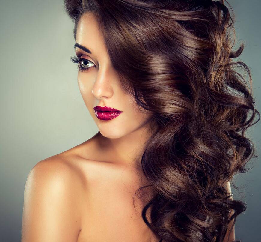 卷发如何打理更卷更好看 简单8个步骤