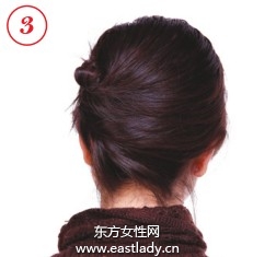 随和可人OL发型增添职业气质