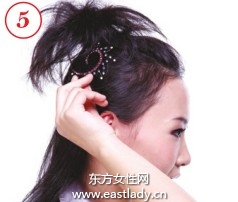 蓬皮杜风格发式塑造冰山美人发型