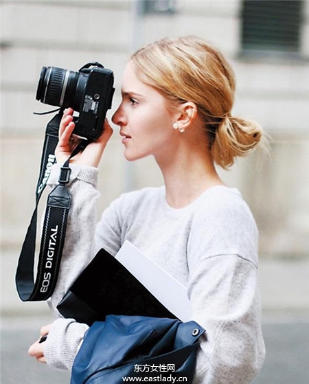 跟当红明星学绑及肩短发 变身率性女神