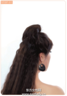 尖尾梳倒梳刘海营造狂野风格