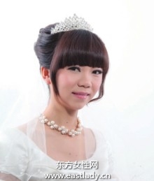 时尚短发造型很有公主范