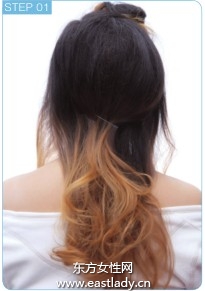 珍珠夹子点缀盘发韵味十足