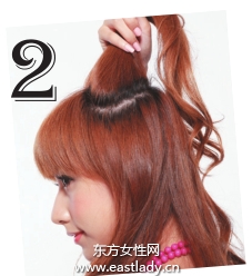 简单高发辫给人随意的少女气息