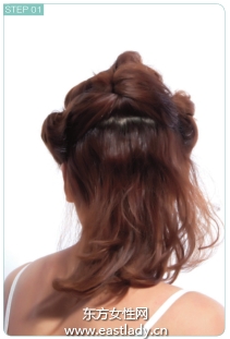 时尚盘发戴上网纱增加朦胧感