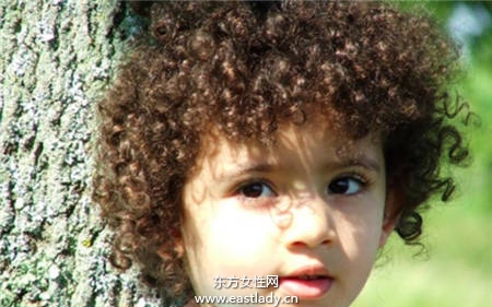 自然卷发如何打理 3招轻松解救 自然卷少女