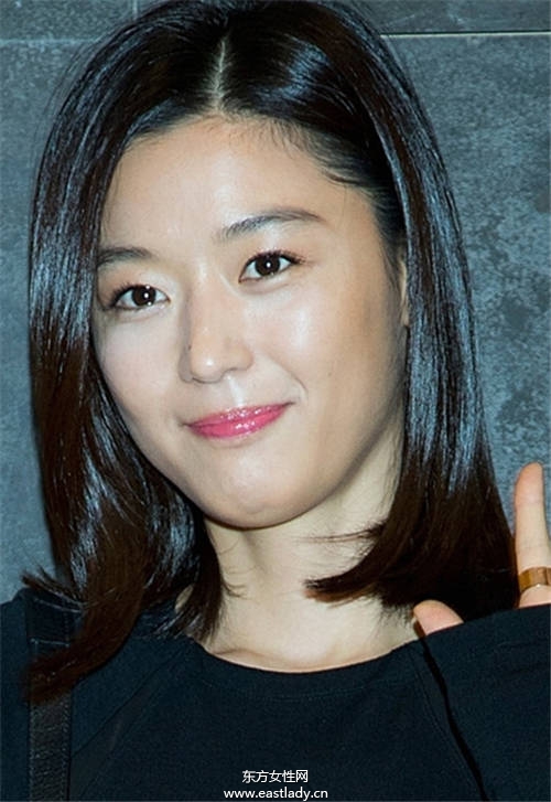 韩星爱理「LOB」长鲍伯发型 清爽随性