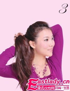 时尚侧马尾辫发型 使人赏心悦目