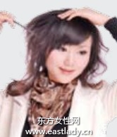 卷发棒发带打造轻盈可爱发型