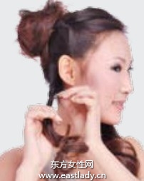 高发髻麻花辫打造少女般青春发型