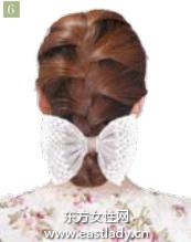 日系娱蚣辫+蝴蝶结发型 上班族扮靓好选择