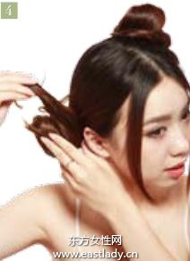 嬉哈风格双丸子发型扎法