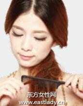 韩式拧卷后束发 随意盘扭更迷人