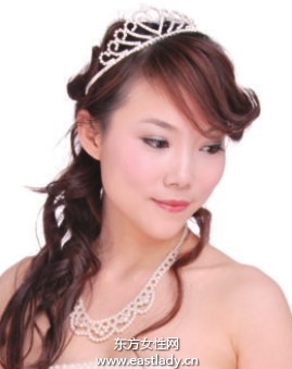 2013最新发型造型帮你实现华丽公主梦