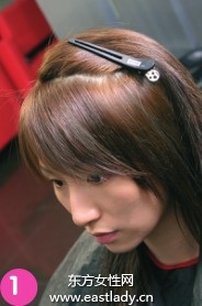 给自己染发让色彩飘逸而出清爽怡人