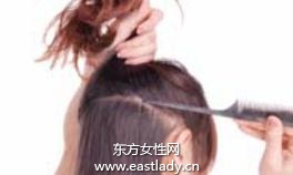 鹅黄色尖嘴夹搭配中长发透出娇媚感