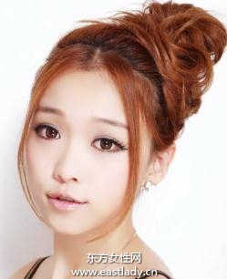 最新卷发发型设计打造可爱小脸造型