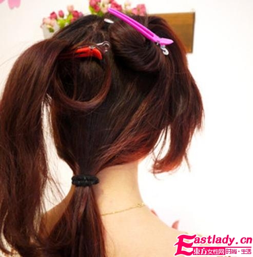 鱼骨辫编发教程打造减龄修颜时尚发型