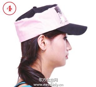 中长发戴帽发型 让你显得既时尚又酷感十足