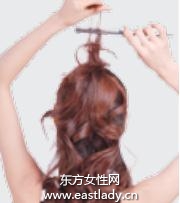 马尾花卷发发型丰富而醇美